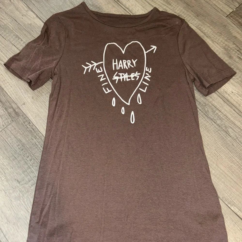 Harry Styles shirt - Picture 3 of 5